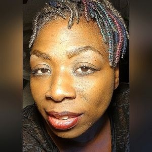 Meet your Posher, Marion I'm selling handmade jewelry and hair adornments.